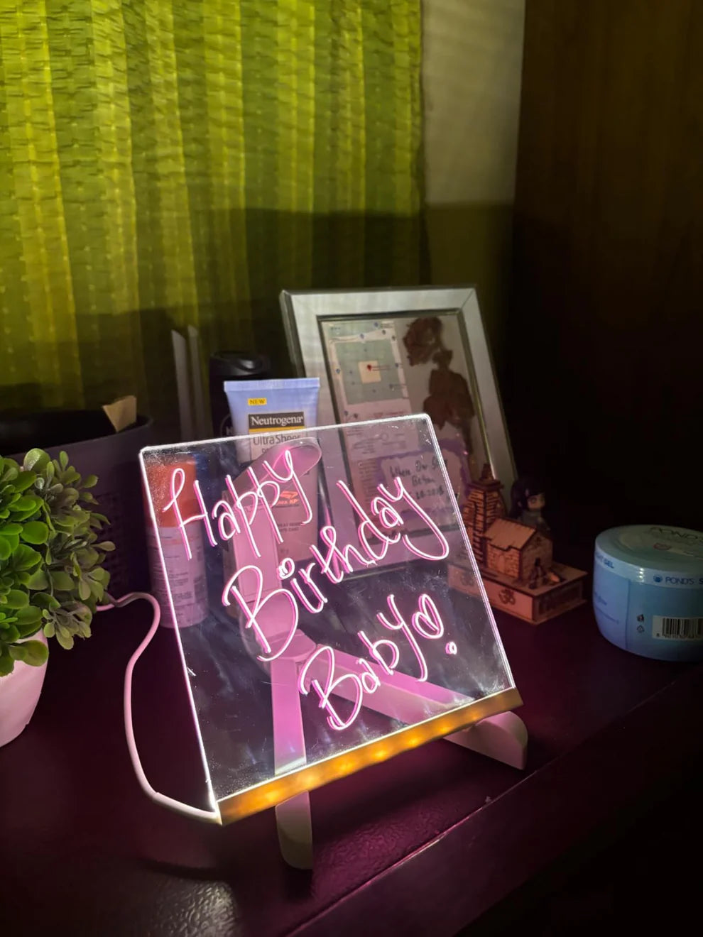 ARTISTIC™ 3D Glowing Doodle & Writing Board 🎨