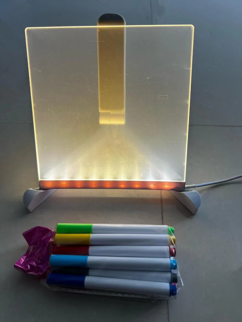 ARTISTIC™ 3D Glowing Doodle & Writing Board 🎨